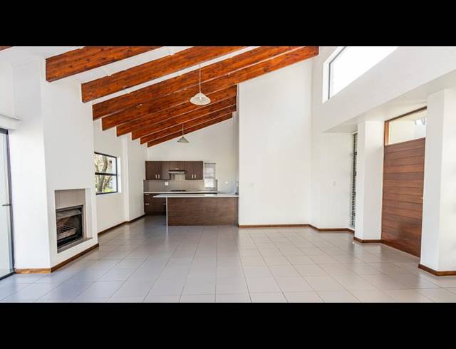 3 BEDROOM HOUSE FOR SALE IN JACKAL CREEK GOLF ESTATE